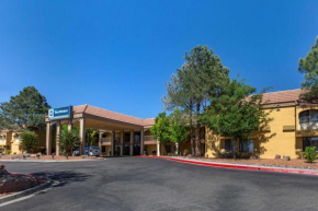 Best Western Airport Albuquerque InnSuites Hotel & Suites